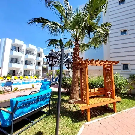 Summer Rose Hotel 3*