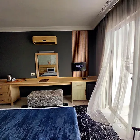 Hotel Summer Rose 3*