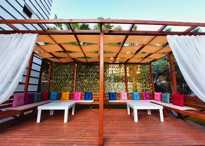 Ξενοδοχείο Summer Rose 3*